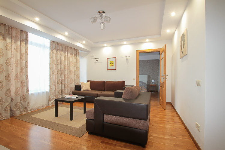 Roses Valley Apartment è un appartamento di 3 stanze in affitto a Chisinau, Moldova